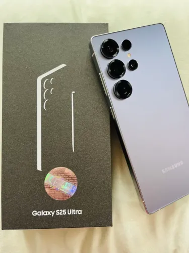 Samsung s25 ultra.
