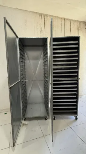 Equipamentos para padaria CILINDRO, ARMÁRIO DE PÃO E UM FORNO