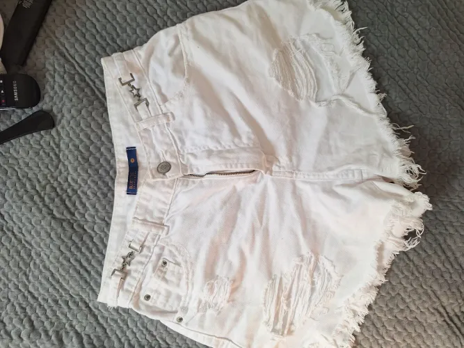 Short jeans branco 