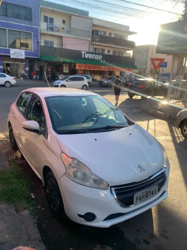 Peugeot 208 Active/active Pack 1.5 Flex 8V 5P 2015