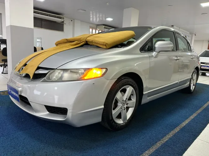 Honda Civic Sedan LXS 1.8/1.8 Flex 16V Mec. 4P 2010