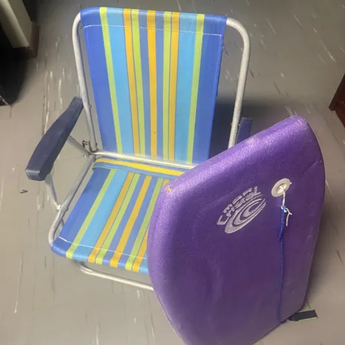 Prancha infantil +cadeira praia infantil ver descrição