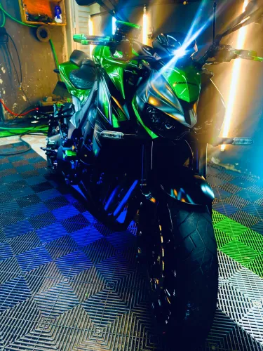Kawasaki z1000 toda revisada / moto de garagem
