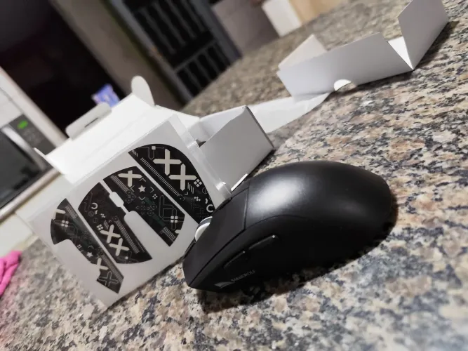 Mouse para jogos,sensor paw 3111,(novo nunca usado)