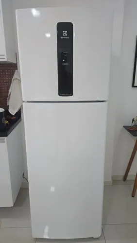 Refrigerador Electrolux Frost Free Duplex Branco 390L Efficient IF43. 110V. 