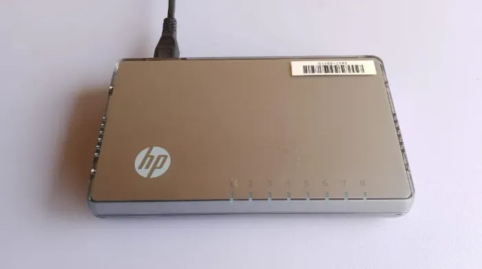 Switch HP V1405 8 Portas 10/100Mbps RJ45 - Usado 