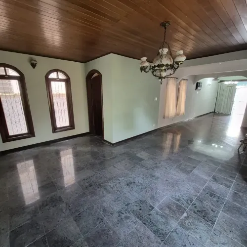 Sobrado para venda com 351 metros quadrados com 4 quartos em Embaré - Santos - SP