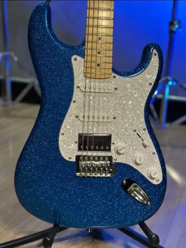 Guitarra Seizi fun blue sparkle