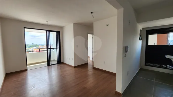 Apartamento à venda com 2 quartos, sendo 1 suíte, no condomínio Riserva Divino, Sorocaba -