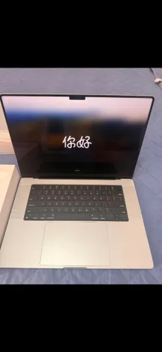 MacBook Pro 16