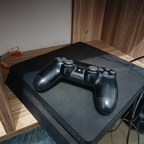 PS4 SLIM 1TB (LEIA DESCRIÇÃO!)