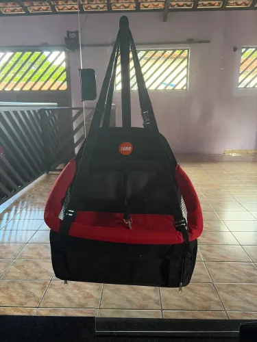 Cadeirinha automotiva para cachorro