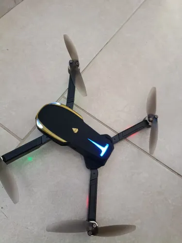 Vendo Drone R$300,00 reais 