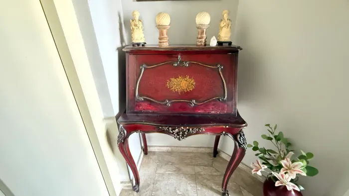 Escrivaninha Antiga Estilo Secretária - Clássica e Funcional
