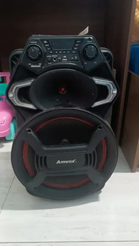 Caixa de som Amvox Strondo II, 550W rms, RCA, USB, Bluetooth.