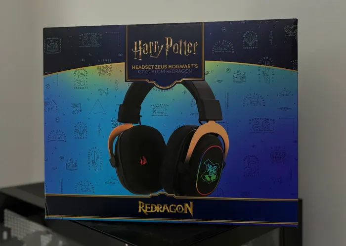 Headset Fone Redragon Harry Potter Zeus Hogwarts RGB Edição Especial