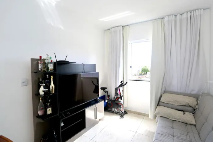 Apartamento à Venda - Alvorada, 3 Quartos, 60 m2