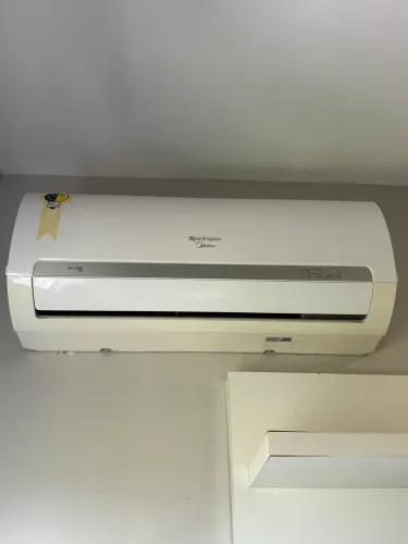 Ar Condicionado Springer Midea 9.000 BTUS