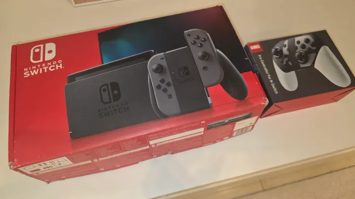 Nintendo Switch ( muito novo !!! )