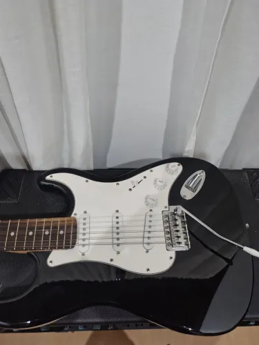 Guitarra electrica zera do pega e toca