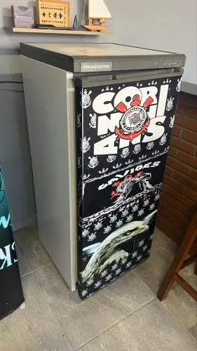 Vende-se Freezer Vertical em ótimo estado