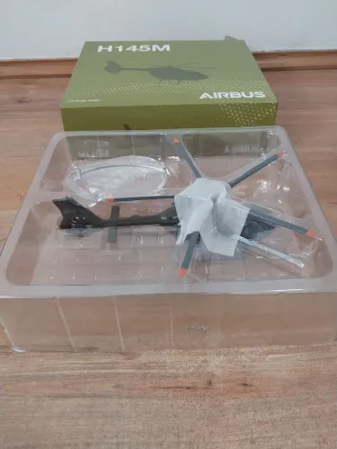 Maquete Original Helicóptero Airbus H145M