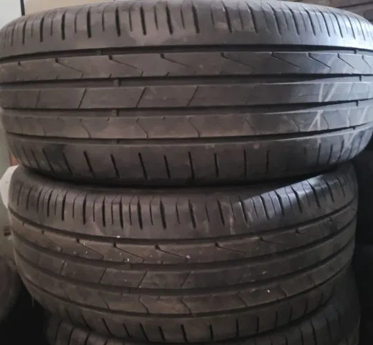 Pneu 215 55 17 Hankook seminovo em até 10x de R$28,00 no cartão de crédito