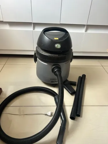 Aspirador de água e pó Electrolux