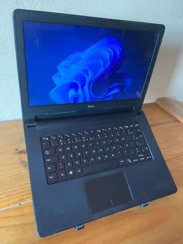 Notebook Dell i3 5ª Geração / HD Graphics / 4GB RAM / 120GB SSD / Tela 14?