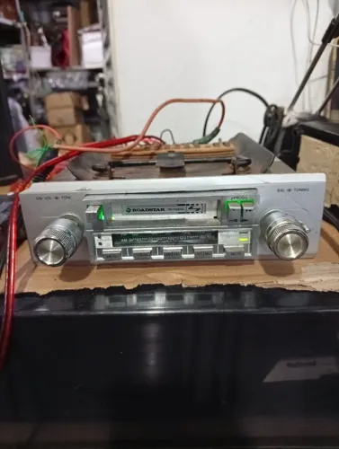 Rádio Roadstar RS 2500NX