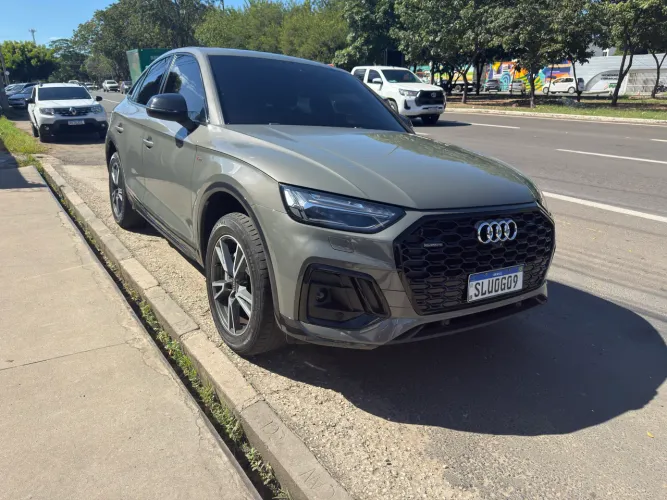 Audi Q5 SB P Black. 2.0 TFSIe S.tr. QT (hib.) 2024