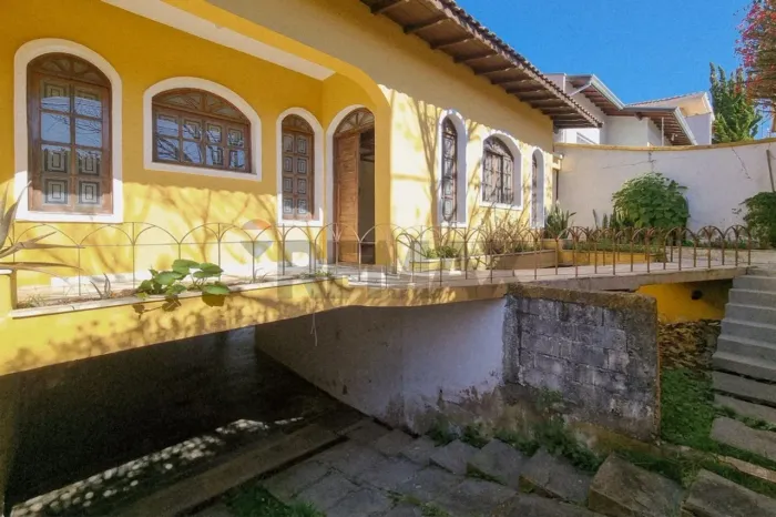 Casa à venda no Jardim Ipê - Poços de Caldas/MG
