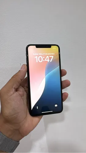 iPhone XS Max Face ID off fundo trincado bateria 50%