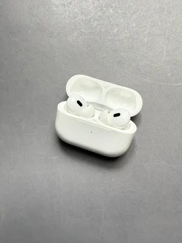 AirPods Pro (2 geração / Lightning) 