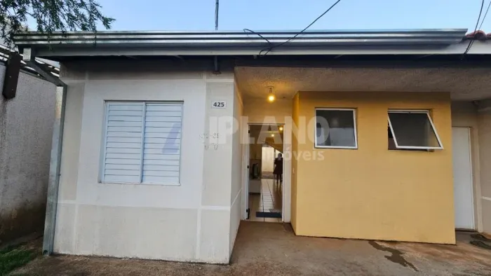 Venda de Casas / Padrão na cidade de São Carlos