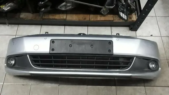 Para-choque dianteiro Jetta 2016 c esguicho Completo