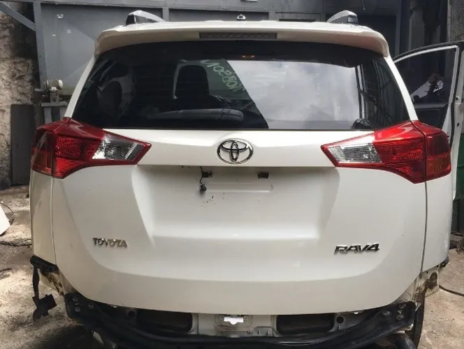 Toyota Rav4 2.0 4x2 2014 Cambio Capo Airbag Farol Mecanica Motor Suspensão Porta Sucata 