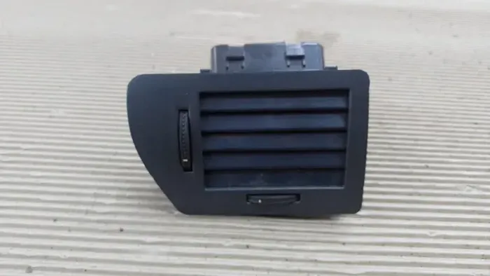 Difusor De Ar Esq. Chevrolet Vectra