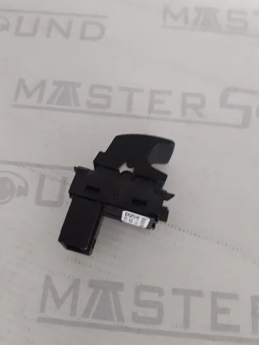 Botão simples, do vidro elétrico. Para: Polo/ Virtus/ Nivus/ TCross. Novo.