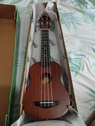 VENDO UKULELE / TROCO EM CAVAQUINHO