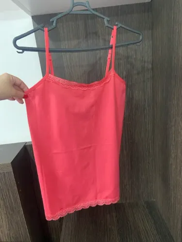 Blusa de alcinha rosa feminina