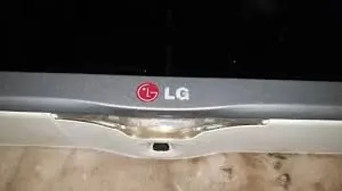 TV lg 32 Polegadas - 32lb560b - nâo é Smart