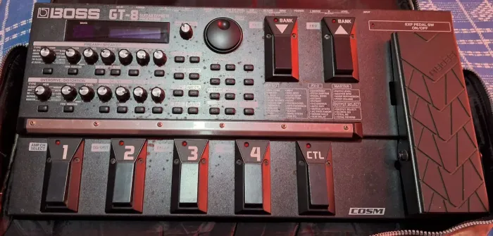 Vendo Pedaleira GT- 08