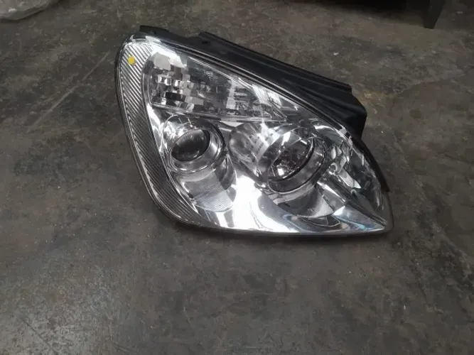 Farol Kia Carens 2008 2009 2010 2011 2012