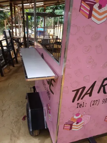 Trailers adesivado novo