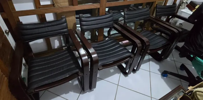 Cadeiras poltronas coloniais