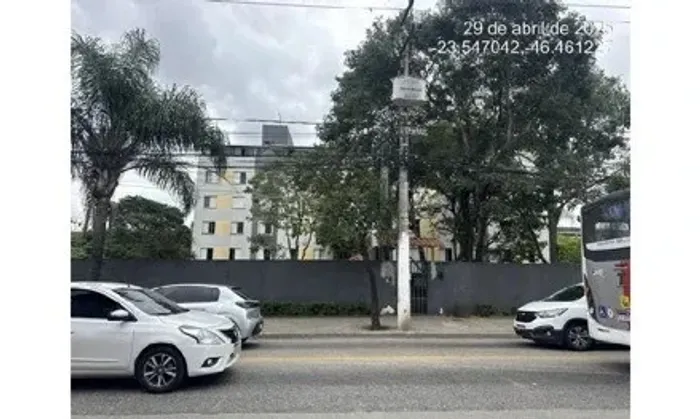 Apartamento para Venda em São Paulo, Vila Carmosina, 2 dormitórios, 1 banheiro, 1 vaga