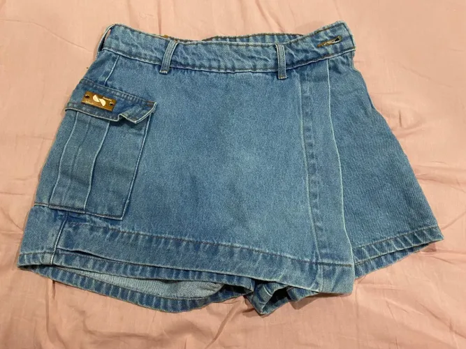 Short saia jeans