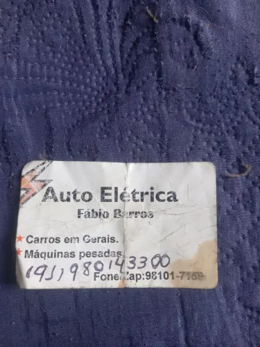 Eletricista de veículos e automóveis