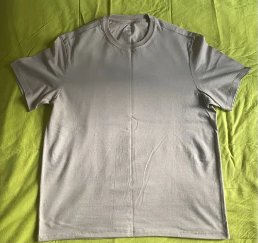 Camiseta básica masculina